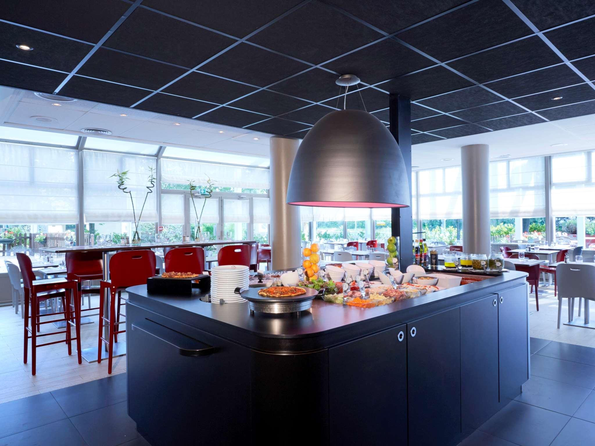 Campanile Marne-La-Vallee - Torcy Торсі Екстер'єр фото